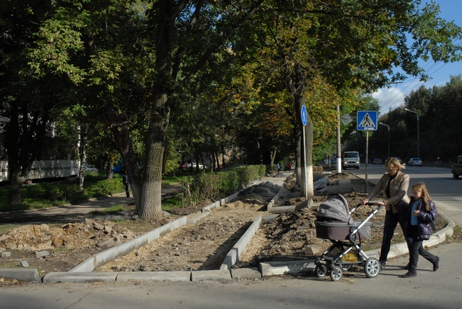 Ремонт тротуаров на улице Первомайской
