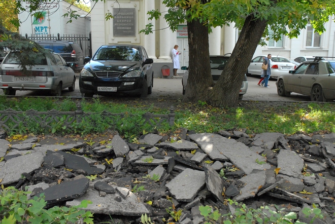Ремонт тротуаров на улице Первомайской