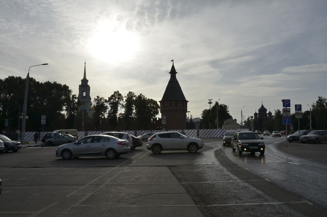 На улице Металлистов начались работы по благоустройству: ФОТО На улице Металлистов начались работы по благоустройству: ФОТО