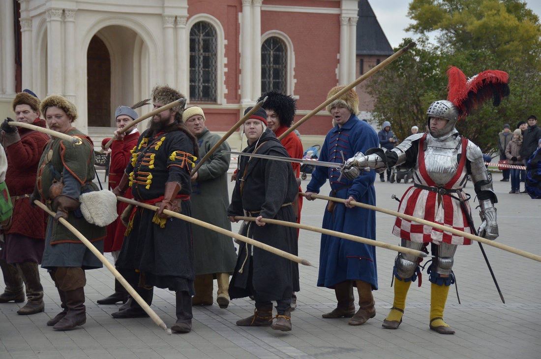 Средневековые маневры в кремле: ФОТО