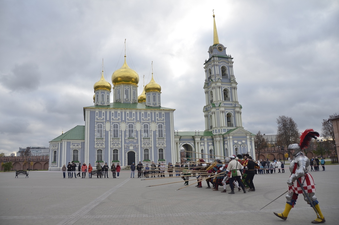 Средневековые маневры в кремле: ФОТО