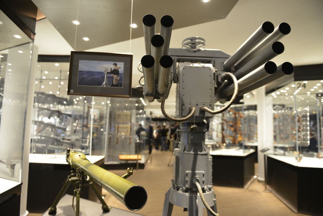 Новая экспозиция в Музее оружия: ФОТО