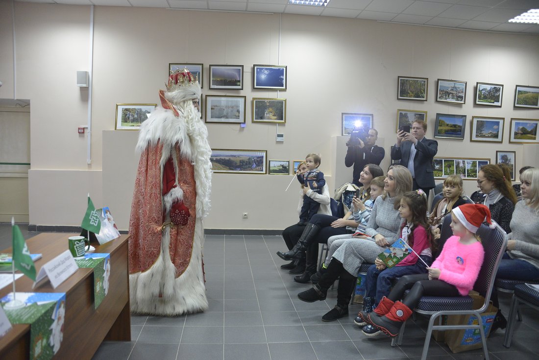 Дед Мороз из Великого Устюга дал пресс-конференцию в Туле: ФОТО Дед Мороз из Великого Устюга дал пресс-конференцию в Туле: ФОТО
