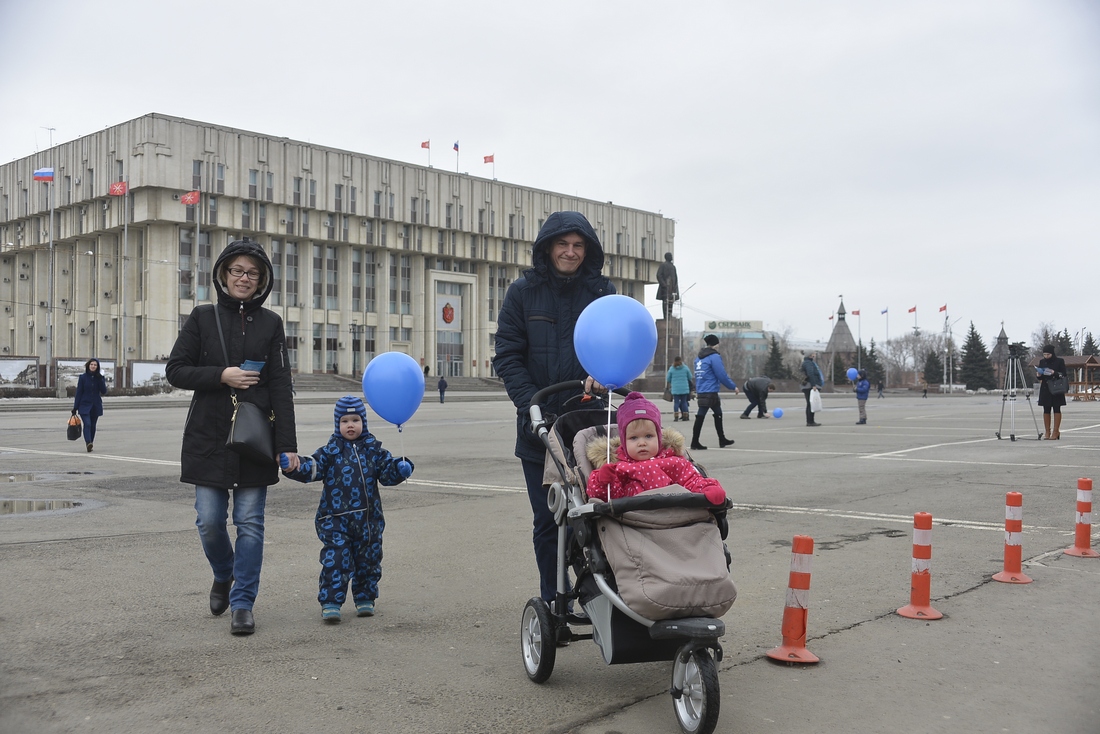 Акция "Синий шар": ФОТО Акция "Синий шар": ФОТО