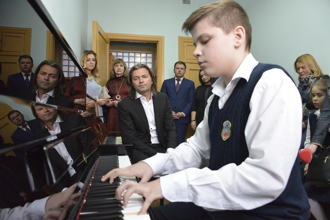 Дмитрий Маликов в музыкальной школе им. Райхеля: ФОТО