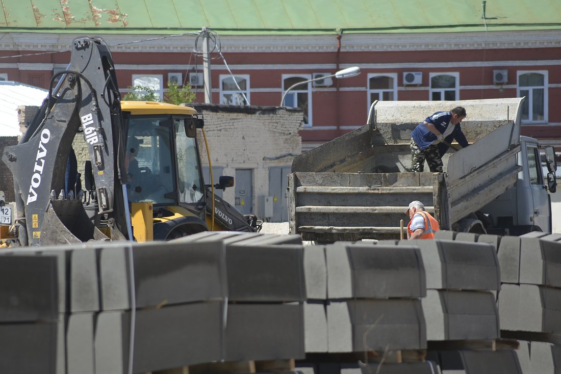 Строительство 150-ти местной автопарковки на Союзной: ФОТО
