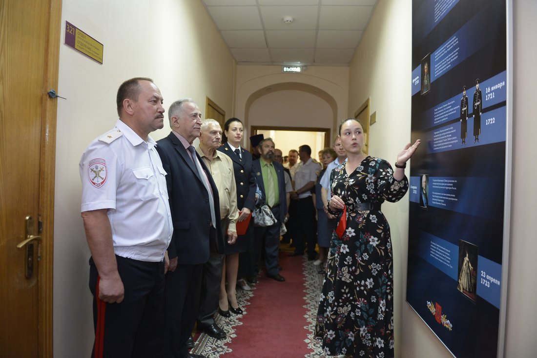 Открытие выставки к 300-летию Российской Полиции: ФОТО
