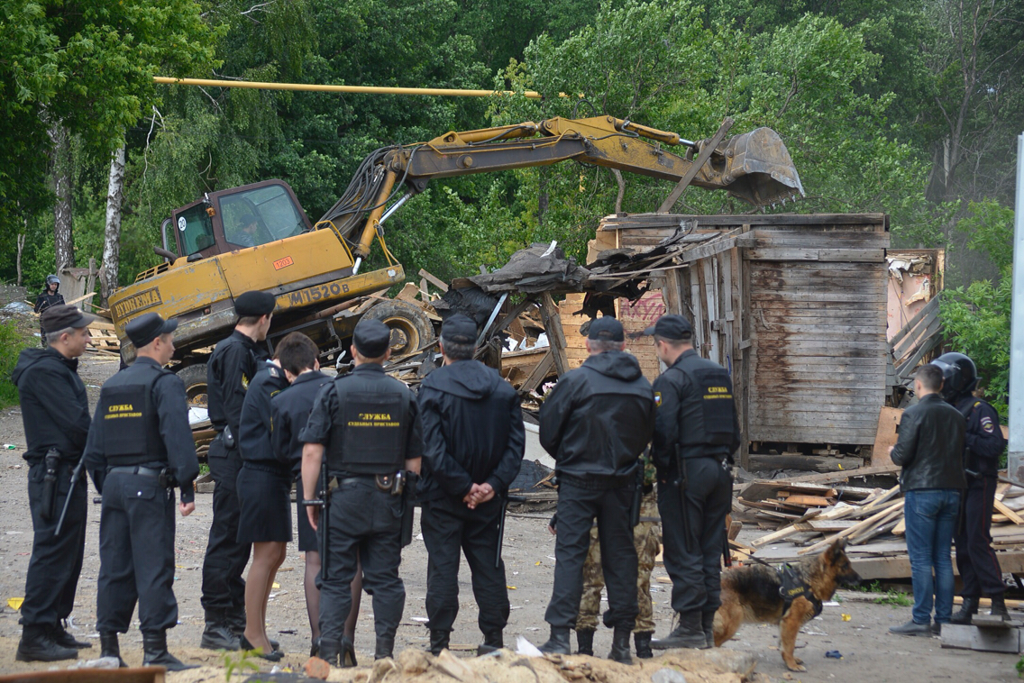 Освобождение земельных участков от незаконных строений на Косой горе: ФОТО