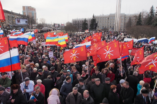 Митинг в поддержку Крыма Митинг в поддержку Крыма