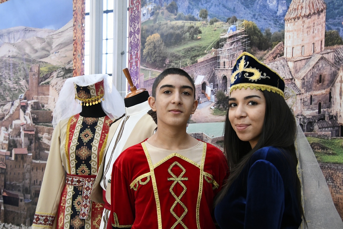 День Народного Единства в атриуме: ФОТО День Народного Единства в атриуме: ФОТО