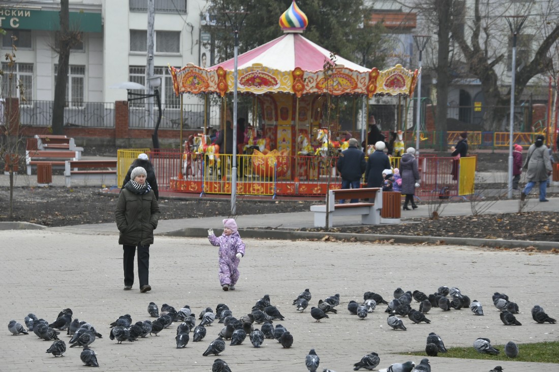 Жемчужиной нового сквера в Туле стала детская карусель: ФОТО Жемчужиной нового сквера в Туле стала детская карусель: ФОТО
