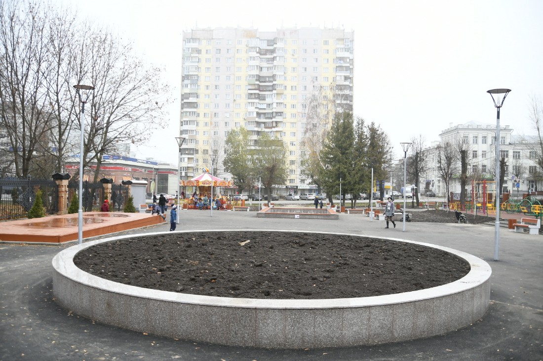 Жемчужиной нового сквера в Туле стала детская карусель: ФОТО Жемчужиной нового сквера в Туле стала детская карусель: ФОТО