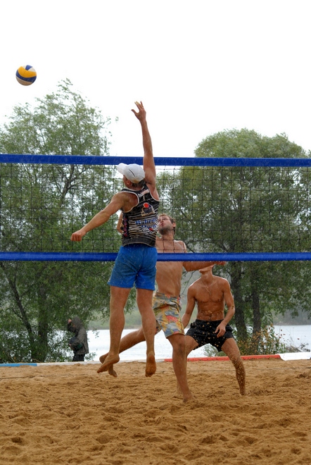 Чемпионат по пляжному волейболу в Барсуках
