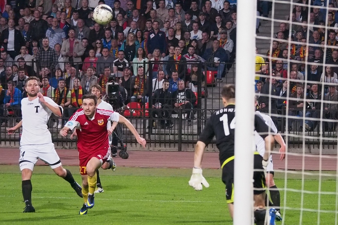 Арсенал : Торпедо - 1 : 0 ! ; фоторепортаж