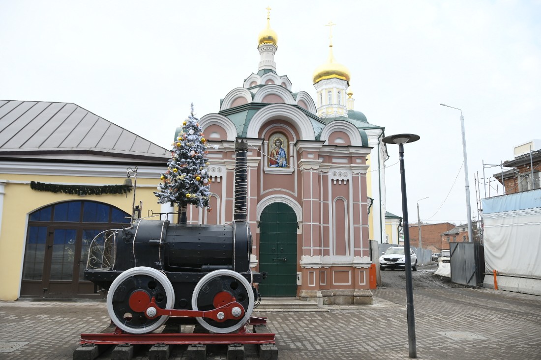 Создание креативных елок: ФОТО Создание креативных елок: ФОТО