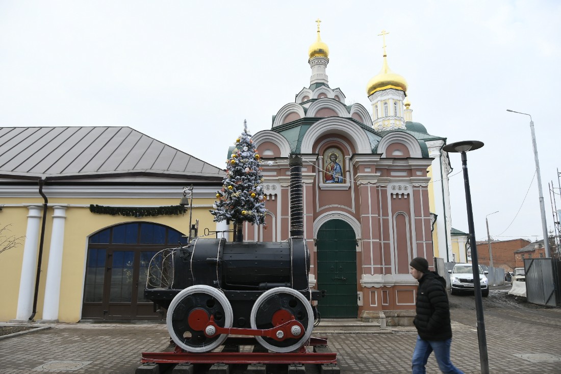 Создание креативных елок: ФОТО Создание креативных елок: ФОТО
