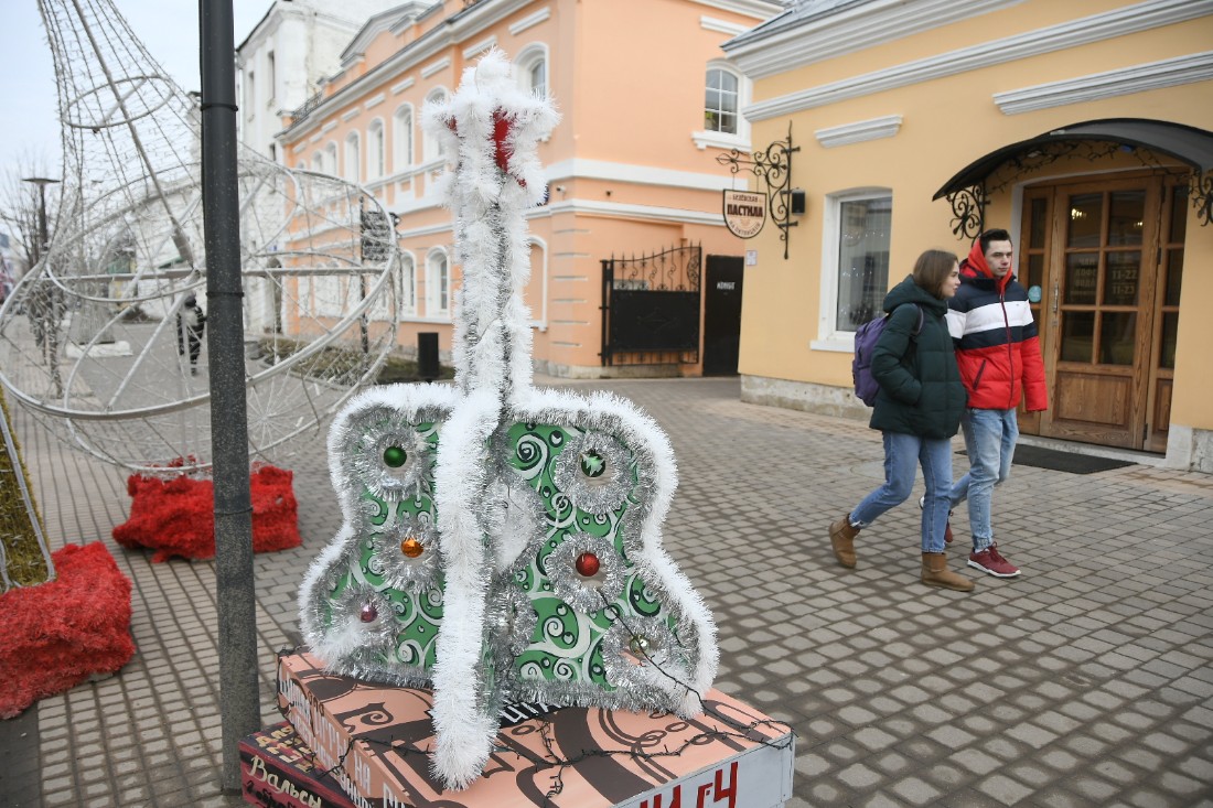 Создание креативных елок: ФОТО Создание креативных елок: ФОТО