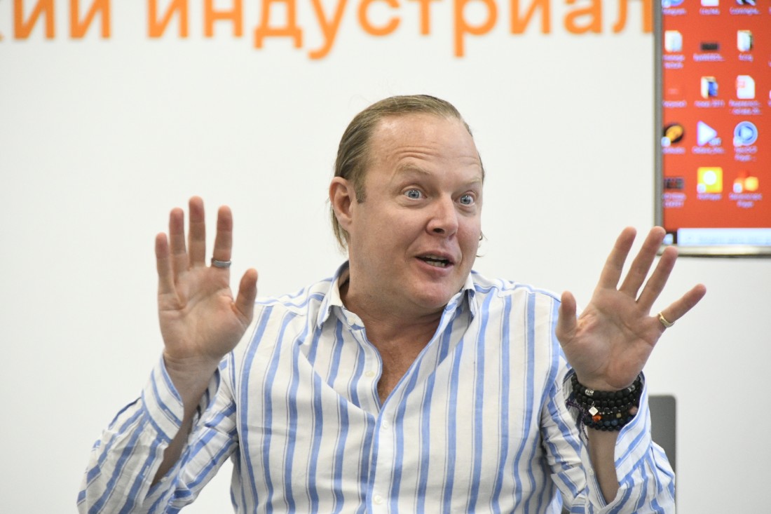 Джон Уоррен в Туле Джон Уоррен в Туле