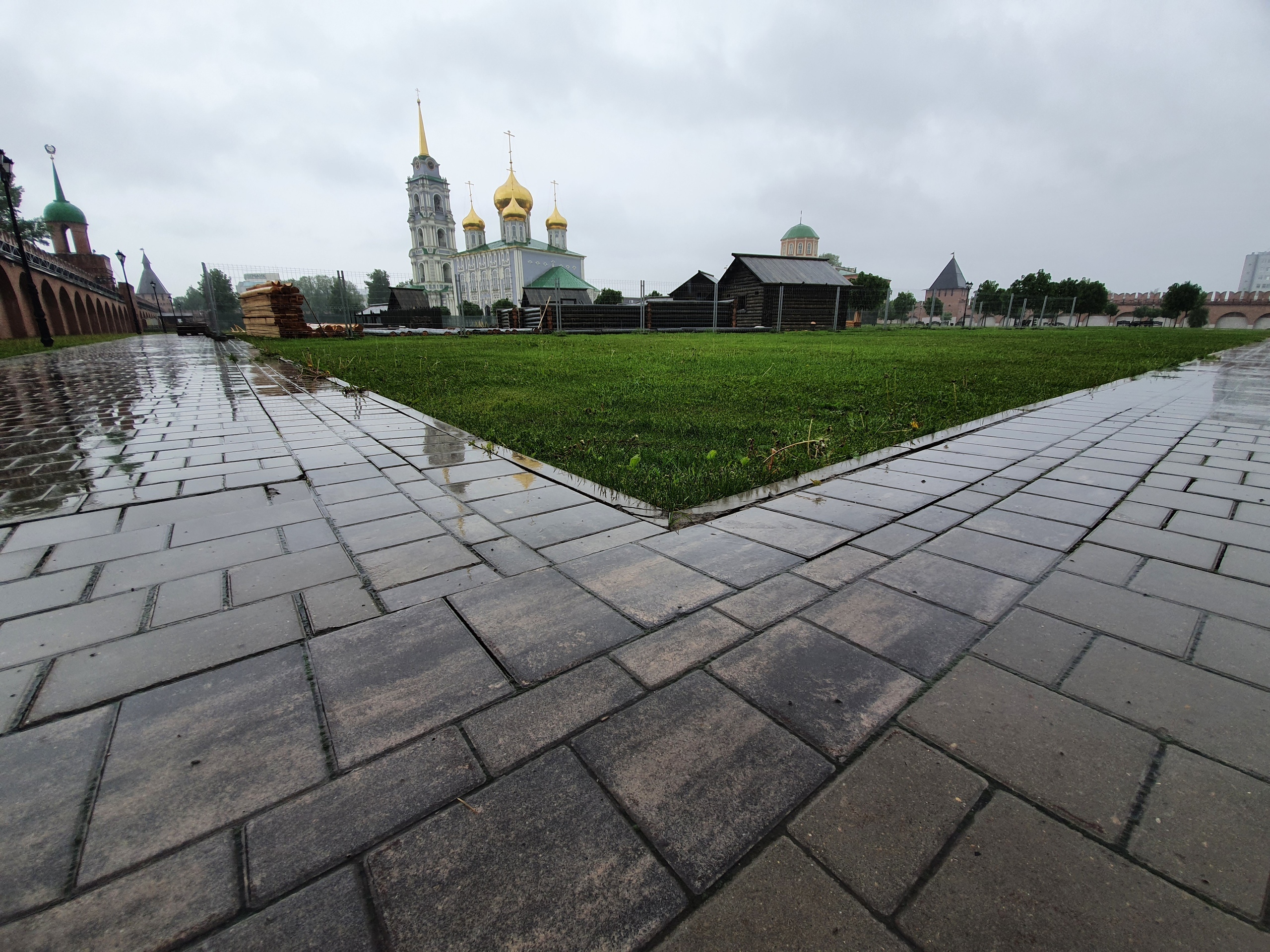 В Тульском кремле воссоздают осадные дворы: ФОТО В Тульском кремле воссоздают осадные дворы: ФОТО