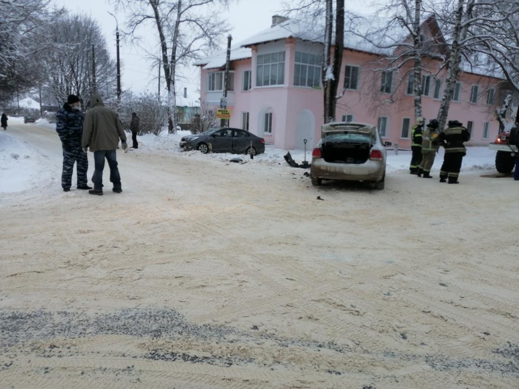 В Тульской области на нерегулируемом перекрестке произошло ДТП: пострадала  девушка-пассажир | 19.01.2021 | Происшествия | Центр71 - все новости Тулы