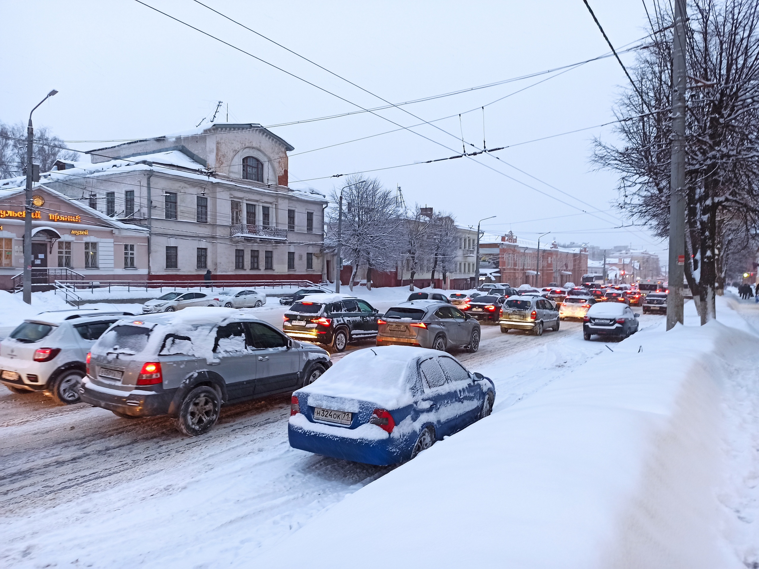 Администрация Тулы просит жителей воздерживаться от поездок на личном  транспорте | 10.01.2022 | Общество | Центр71 - все новости Тулы