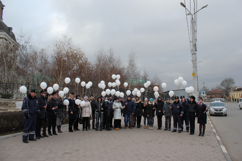 В Туле прошла акция посвященная дню памяти жертв ДТП