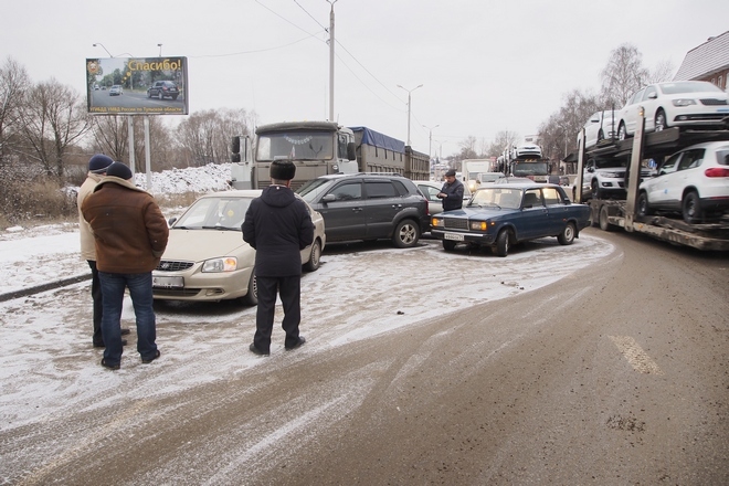 Авария, 6 машин, на Рязанке; фоторепортаж