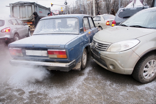 Авария, 6 машин, на Рязанке; фоторепортаж