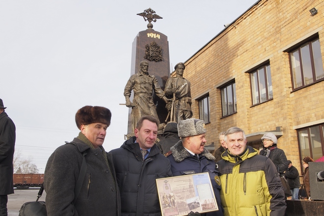 Открытие памятника тулякам, участникам 1-ой мировой войны; фоторепортаж