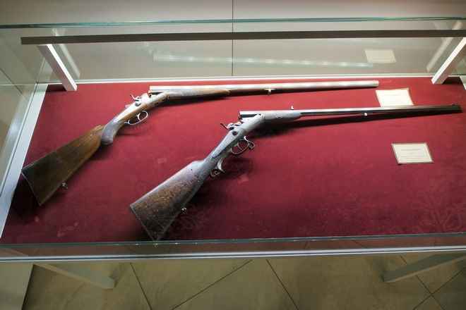 Охотничье оружие, в Музее оружия; фоторепортаж