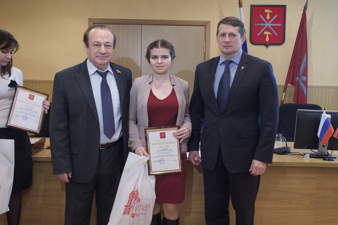 Администрация города наградила журналистов "Центр 71" и "КП": фоторепортаж