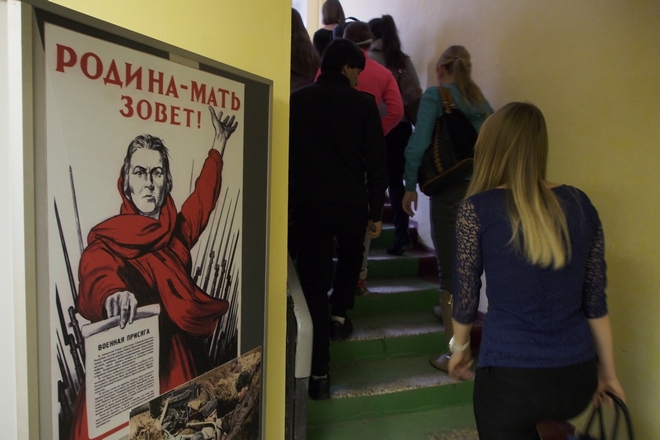 "Студенческий десант" в учебном центре УМВД; фоторепортаж "Студенческий десант" в учебном центре УМВД; фоторепортаж