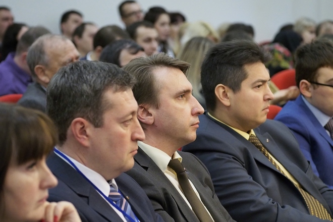 Заседание рабочей группы по подготовке доклада на Госсовете РФ о мерах по развитию малого и среднего бизнеса; фоторепортаж