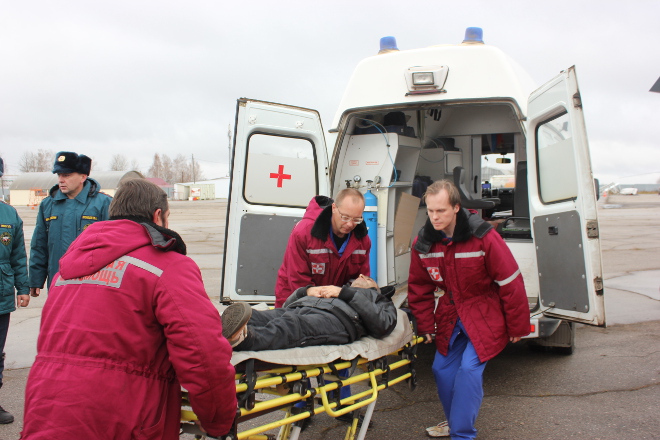 Фоторепортаж: Раненых в ДТП с автобусом отправили в Москву