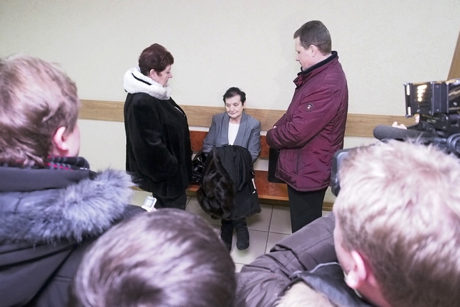 Суд над бывшим врачом Тульского ЦРД Галиной Сундеевой; фоторепортаж