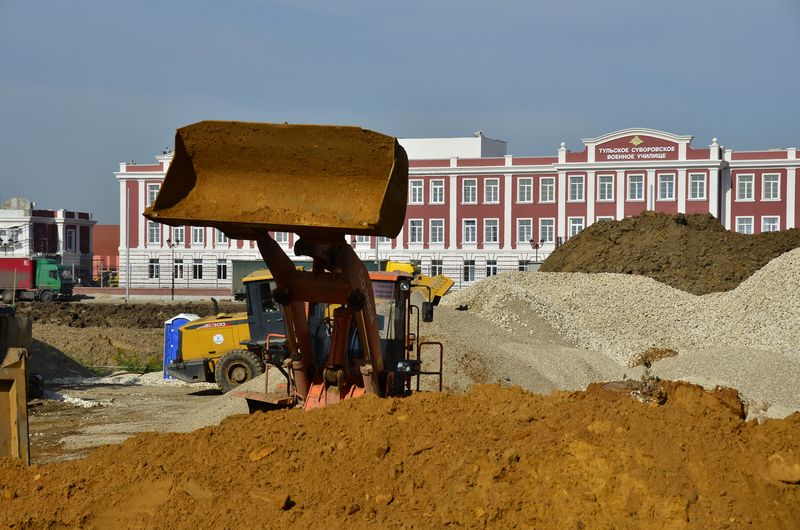 Ход строительства Суворовского училища; фоторепортаж