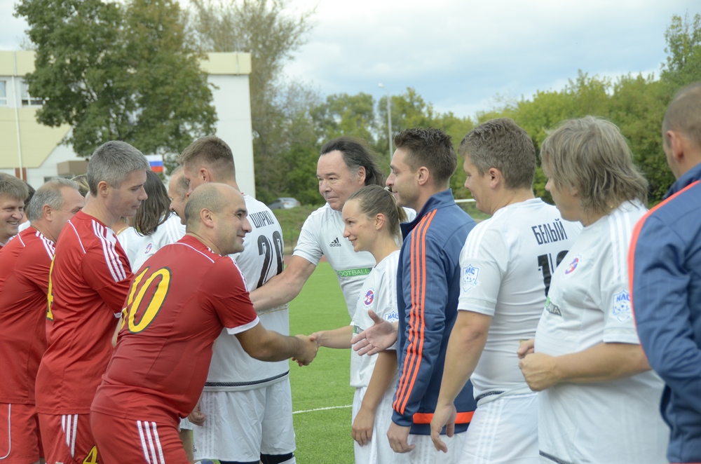 В Туле состоялся матч между командой "звёзд" и чиновников