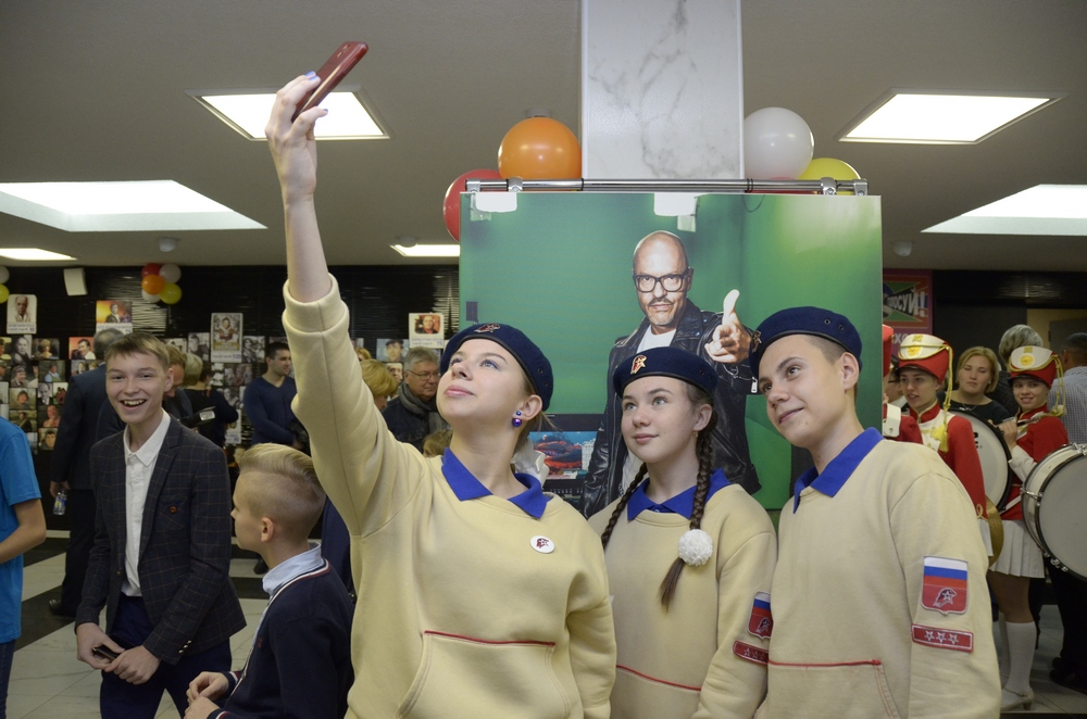 Открытие кинофестиваля "Улыбнись, Россия!" : фоторепортаж