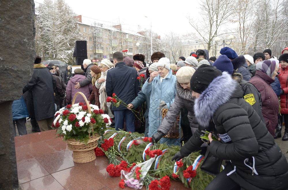 Митинг памяти жертвам политических репрессий: фоторепортаж Митинг памяти жертвам политических репрессий: фоторепортаж
