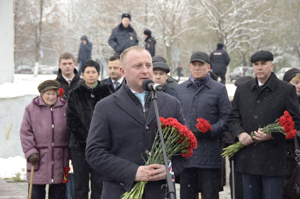 Митинг памяти жертвам политических репрессий: фоторепортаж Митинг памяти жертвам политических репрессий: фоторепортаж