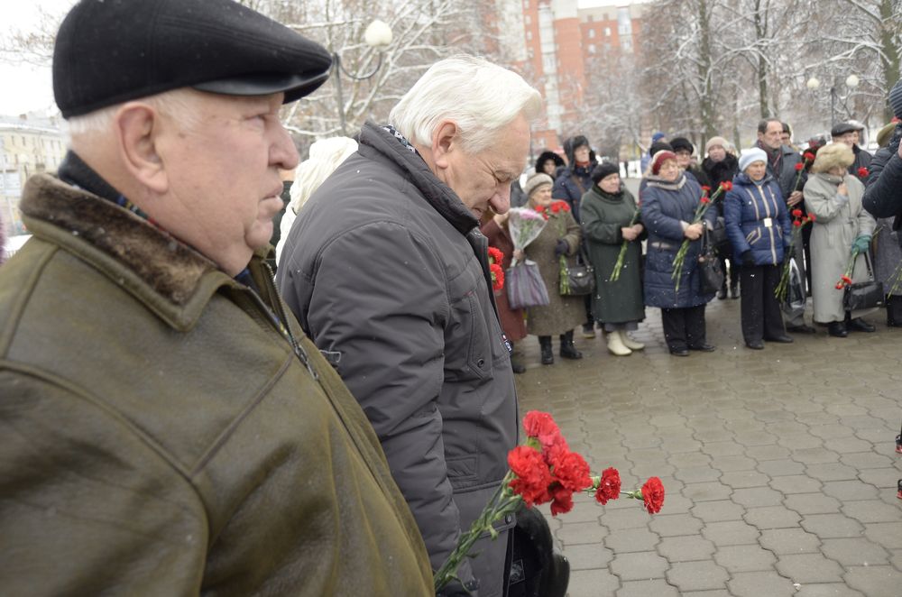 Митинг памяти жертвам политических репрессий: фоторепортаж Митинг памяти жертвам политических репрессий: фоторепортаж