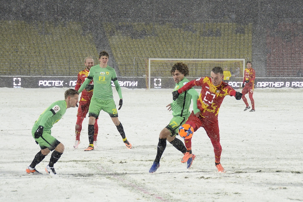 "Арсенал"-"Анжи":1 - 0; фоторепортаж "Арсенал"-"Анжи":1 - 0; фоторепортаж