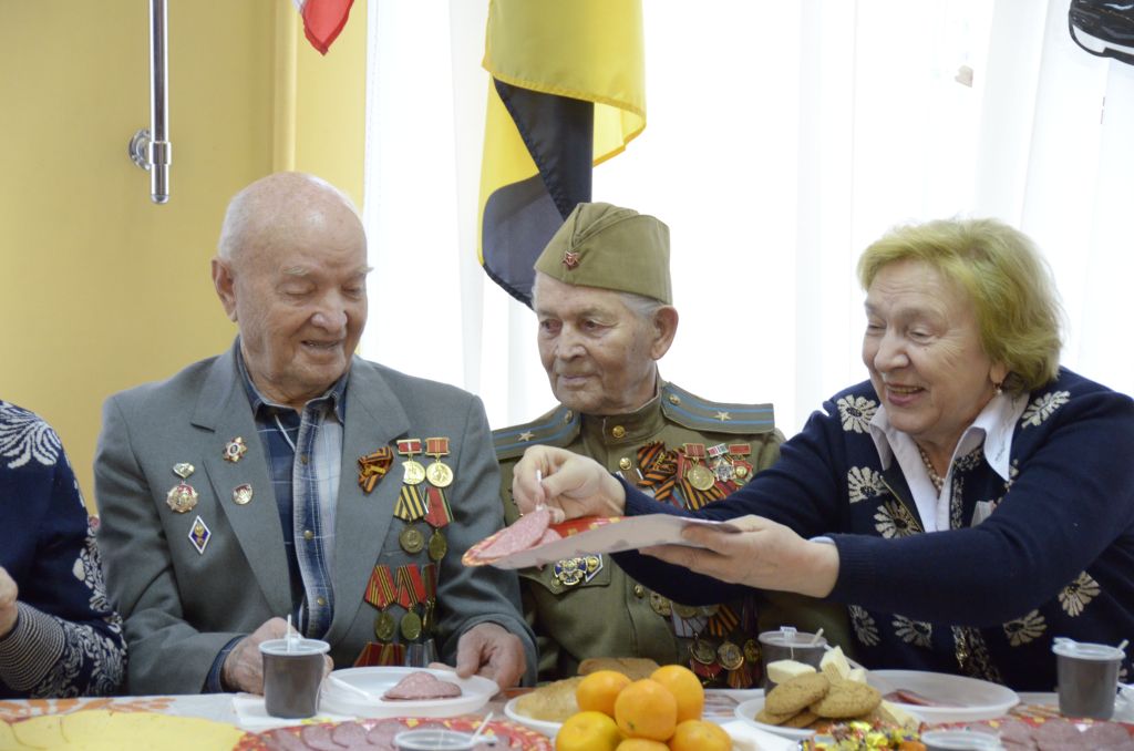 Встреча с ветеранами в годовщину начала контрнаступления под Тулой: фоторепортаж Встреча с ветеранами в годовщину начала контрнаступления под Тулой: фоторепортаж